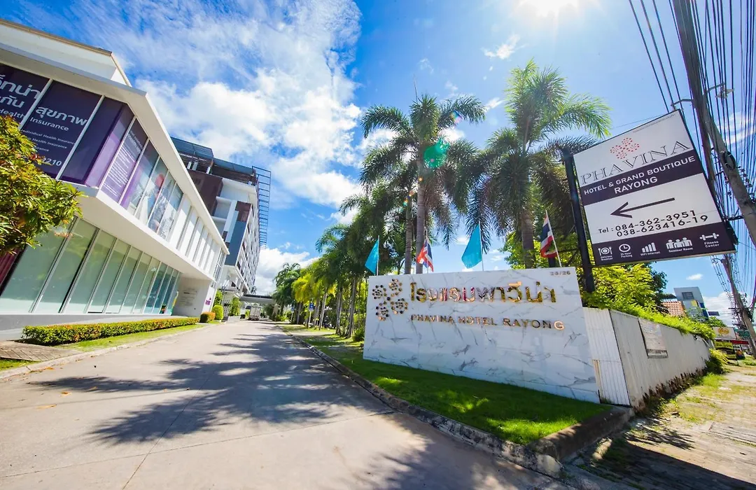 Phavina Grand Boutique-1